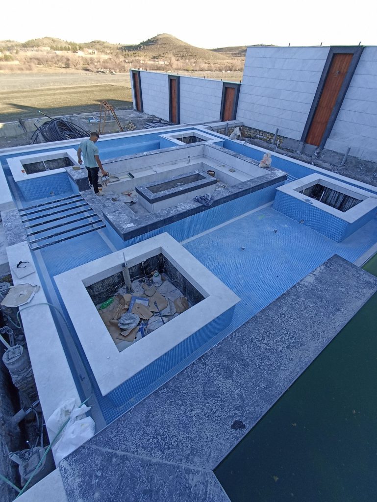 نمونه کار کاشی استخر|کاشی کار استخر |نصاب کاشی استخر